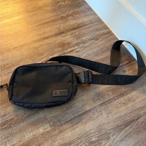 Black WolfPak Crossbody